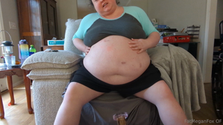 842452554_new-video-before-and-after-stuffing-2850-calories-of-wendy_1.mp4