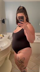 948729557_i-wonder-if-people-think-im-pregnant_0.mp4