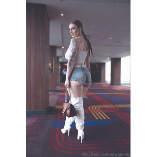 pawgemily_1910149832_source.png