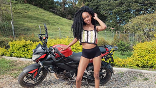 Naya - Marvel Charm - Moto - solo - 1080p.mp4
