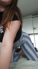 186907145_sexy-video-in-leggings-if-you-want-to-see-more-position-dm_0.m4v
