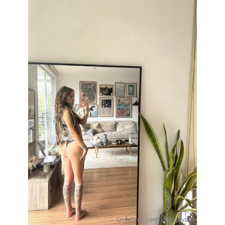 a quién por aquí le gusta comer 🍑_  who around here likes to.._2_9a6d.jpg