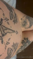 1748932548_buldge-belly-button-popping_0.mp4