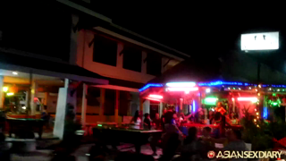 asd-2017-10-14-koh-samui-thailand-At bar to (hopefully) get Ann – October 14, 2017.mp4