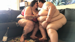 17835142_mmmm-watch-lydia-deetz-eat-my-fat-pussy-in-this-hot-new-vide_0.mp4