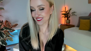 aoifeoneal_Chaturbate_20260415_212819.mp4