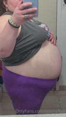594761406_my-belly-is-getting-so-huge-but-i-want-it-bigger_0.m4v