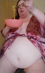 1030826579_spent-lunch-time-noodling-around-in-this-robe-that-seems-to_0.mp4