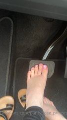 338344646_fresh-clean-my-feet-are-so-soft-now-im-obsessed-wit_0.m4v