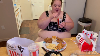 1805864209_i-love-a-good-kfc-meal-its-like-a-block-away-from-my-apartm_0.mp4