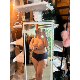 3024x4032_ba0bcda822d45cf7d8a2a8276ce491a9.jpeg