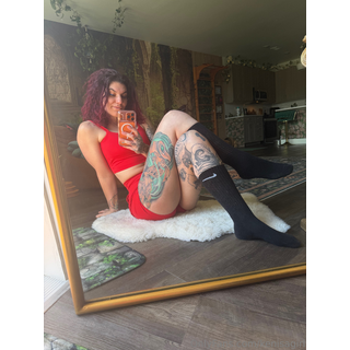 kenisagirl_2546163742_source (1).png