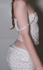 795405068475047937__0.mp4