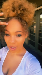 2022-05-04_@alexsiadiamonique_7093996743670418731.mp4