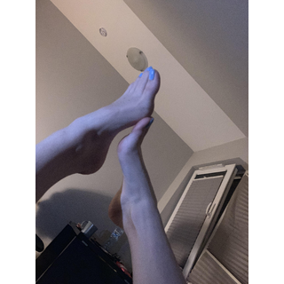 2020-12-20_20-07-59_kh00r4_i-feel-youre-zooming-in_0.jpg