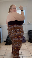 1501521267_today-s-outfit-of-the-day-comes-to-you-from-i-m-glad-i-don_0.mp4