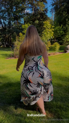 1283235225_a-lil-stroll-at-one-of-my-favorite-parks_0.mp4
