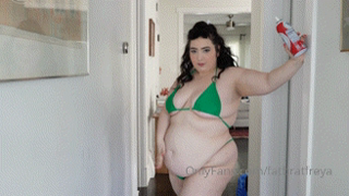 1154646595_fat-brat-summer-while-i-m-a-fat-brat-365-days-of-the-year-t_2.mp4