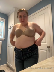 1098014681_just-a-quick-belly-play-in-new-jeans-my-mom-thought-i-was-a_0.mp4