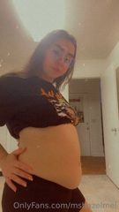 523663893_my-belly-is-getting-bigger-and-bigger-wish-i-had-a-lover_0.m4v