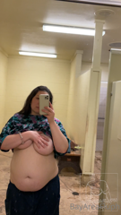 375667121_a-little-shower-show-for-you-this-little-dirty-fluph-ne_0.m4v