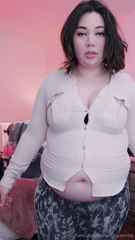 1125573246_i-don-t-think-i-own-a-single-button-down-that-still-fits_0.mp4