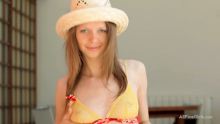 wowgirls.12.12.29.gloria.hottest.day.1080p.mp4