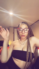 2025-05-31_@alexsiadiamonique_7510512656101526814.mp4