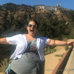 190289930_clearly-i-was-excited-to-be-visiting-california-and-my-frien_0.m4v