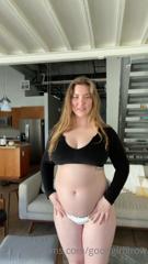 83009853_hi-this-is-a-video-of-me-being-lonely-and-slutty-enjoy_2.m4v