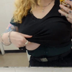 20240916-Just_flashing_all_of_you_beautiful_subs_as_youve__1.mp4