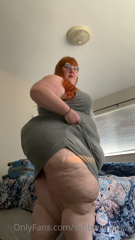 60135597_who-needs-panties-anyways_0.m4v