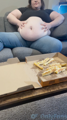 1085973411_i-filmed-a-fast-stuffing-and-that-s-how-i-ended-up_2.mp4