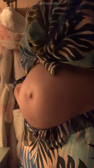 1036799462_im-looking-particularly-pregnant-again-tonight_0.mp4
