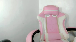 bigblack_barbie69_2026-06-15_22-46-23_495.mp4