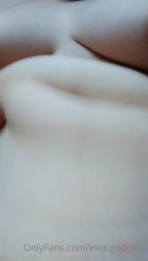 140407172_playing-with-my-chubby-belly_0.m4v
