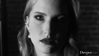 octavia.red.deeper.2024.12.26.a.kiss.of.red.2160p.mp4