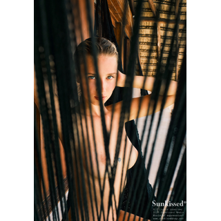 polina-malinovskaya_sunkissed-131b887af6124a9b22.jpg
