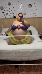 1404777530_im-so-wet-just-thinking-about-you-every-curve-of-my-body_0.mp4