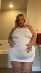 916705443_weigh-in-time-anyone-loving-how-thick-my-midsection-is-get_0.mp4