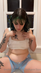 401024332_she-burps-stupid-horny-tonight-all-i-want-to-do-is-stuff-my_0.m4v