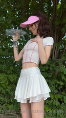360278528_i-love-summer-so-much_6.m4v