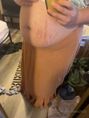 1398636255_sorry-for-the-bad-quality-but-my-stretch-marks-are-getting-s_0.mp4
