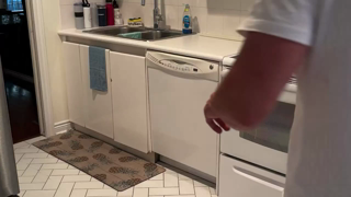 Yesterdays Live started in the kitchen 🥵🤫 (Jun 30, 2025).mp4