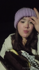 851343744_went-on-a-lil-walk-last-night-to-get-a-cheese-steak-sandwich_1.m4v