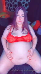 439126553_some-fun-before-bed-trying-on-some-outfits-some-people-g_10.m4v