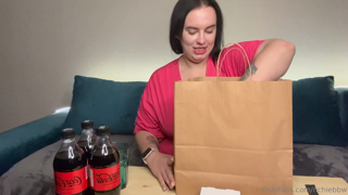 1409558348_sushi-stuffing-belly_0.mp4