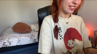 CB_lillymays__25-08-27_07-28.mp4