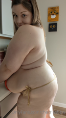 475423887_let-me-just-plop-this-on-the-counter_0.m4v