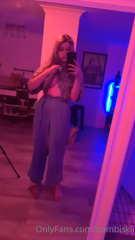 67681792_mum-clothing-vibes_0.m4v